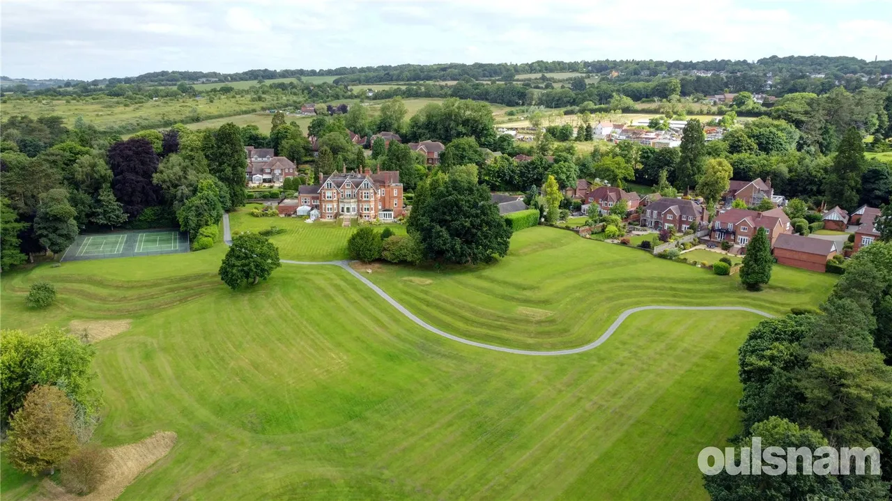 Lickey Grange Drive, Marlbrook, Bromsgrove, Worcestershire, B60 1RD, photo 36