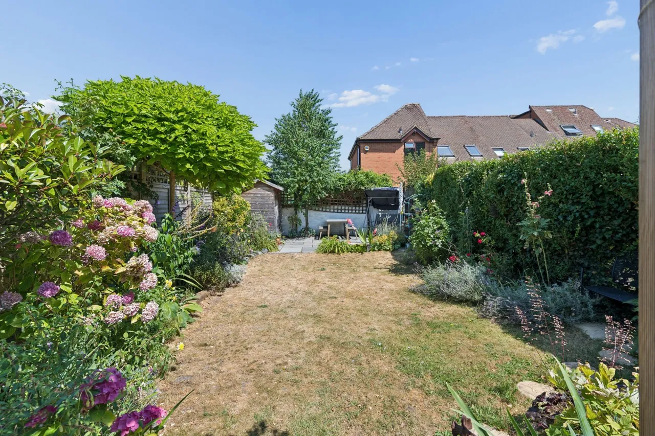 Kingsmead Road, High Wycombe, HP11, photo 14