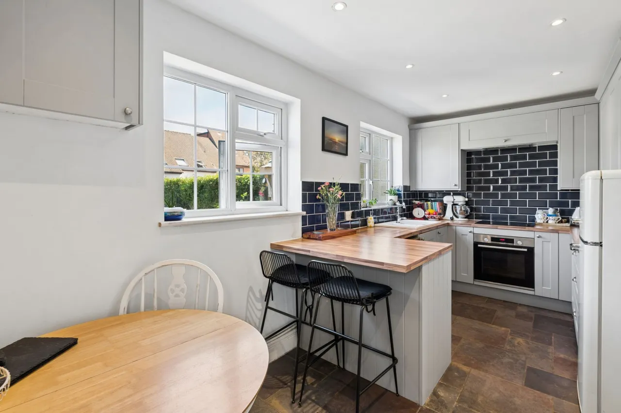 Kingsmead Road, High Wycombe, HP11, photo 5