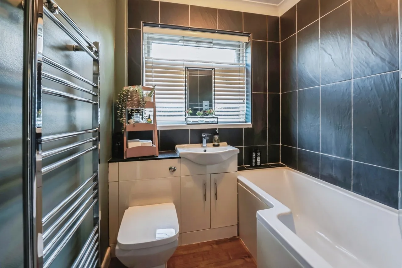 Furzey Road, Upton, BH16, photo 12