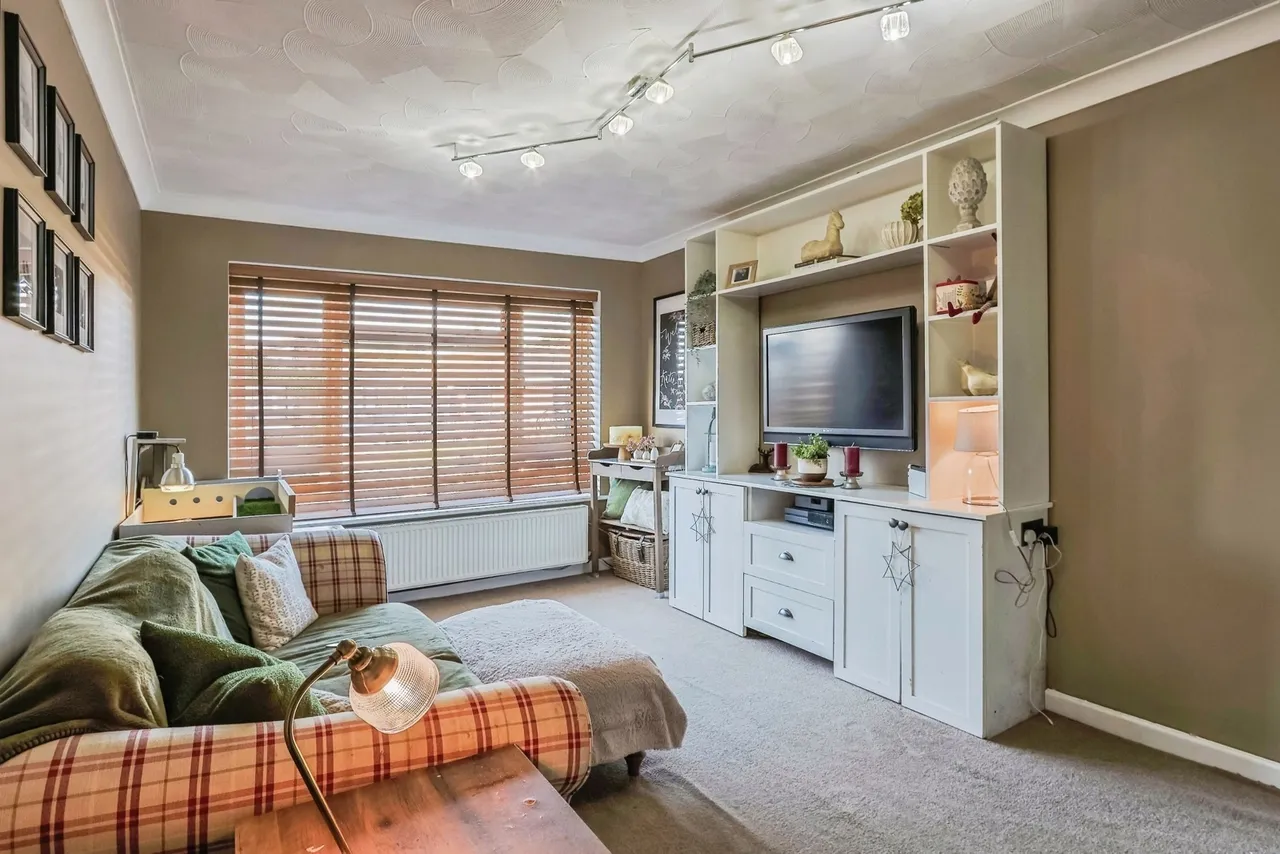 Furzey Road, Upton, BH16, photo 11