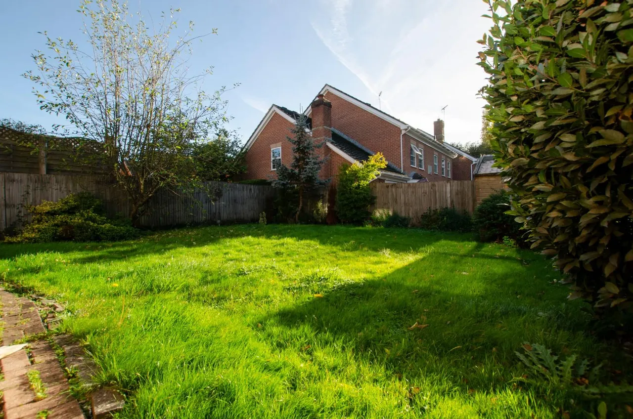 Lime Gardens, West End, Southampton, Hampshire, SO30 3RG, photo 18