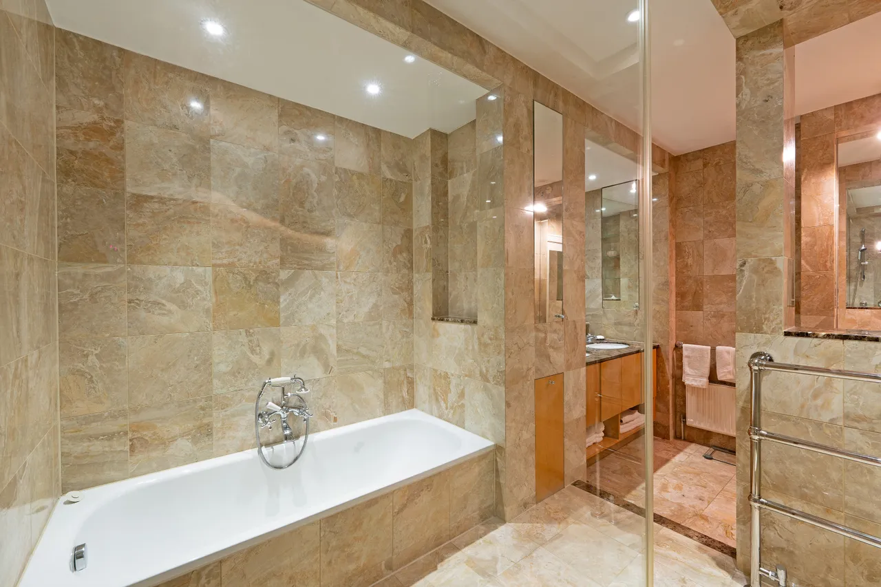 Gloucester Square, Hyde Park, W2, photo 13
