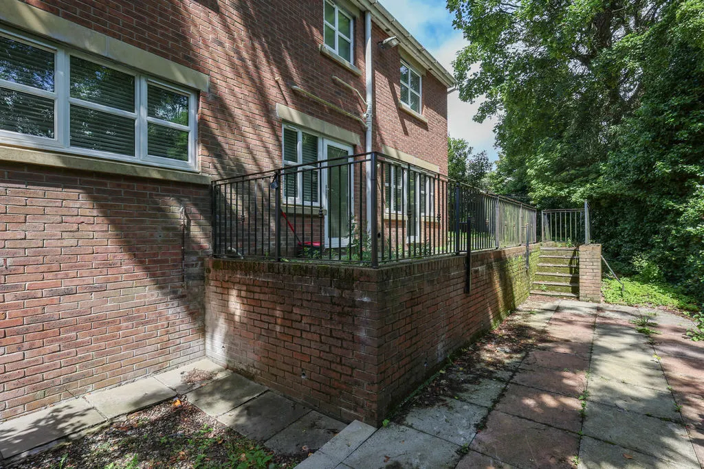 Pargate Chase, Rochdale OL11 5DZ, photo 25
