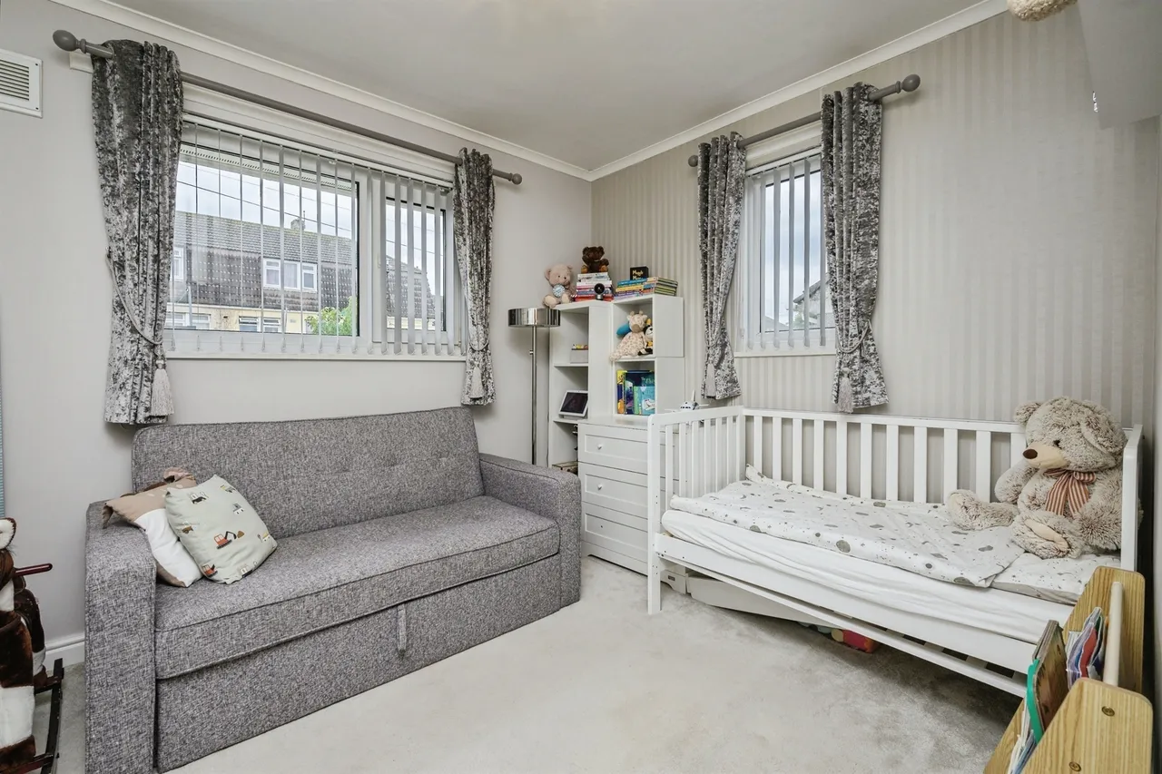 Lakeside Drive, Plymouth, photo 9