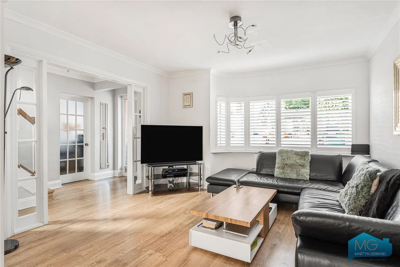 Devonshire Road, London, NW7, photo 23