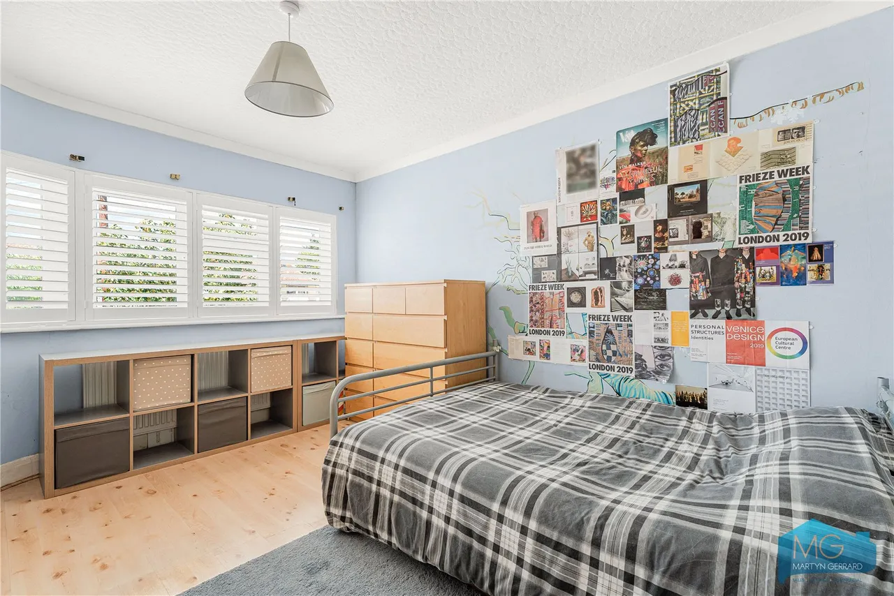 Devonshire Road, London, NW7, photo 10