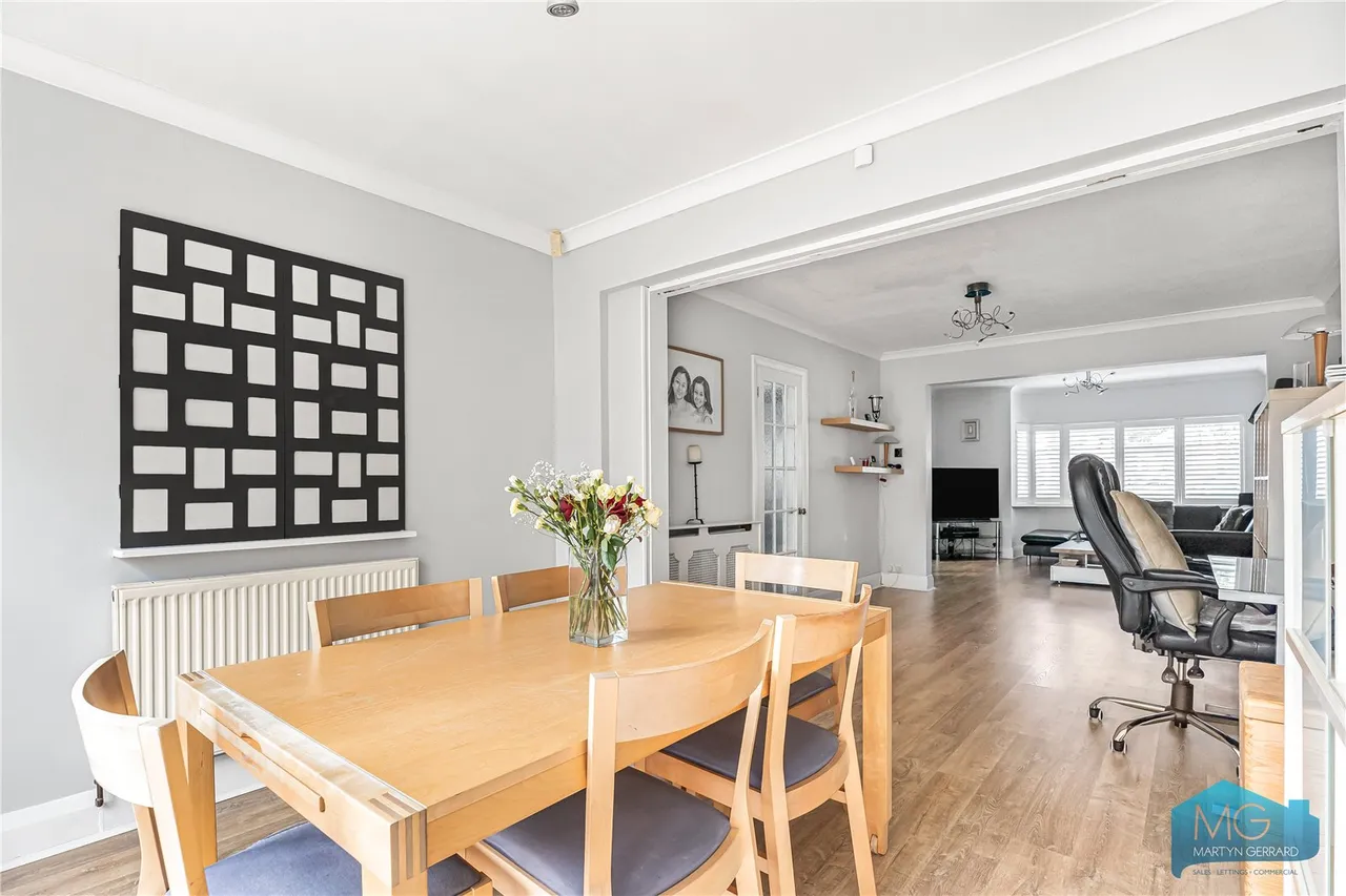 Devonshire Road, London, NW7, photo 8