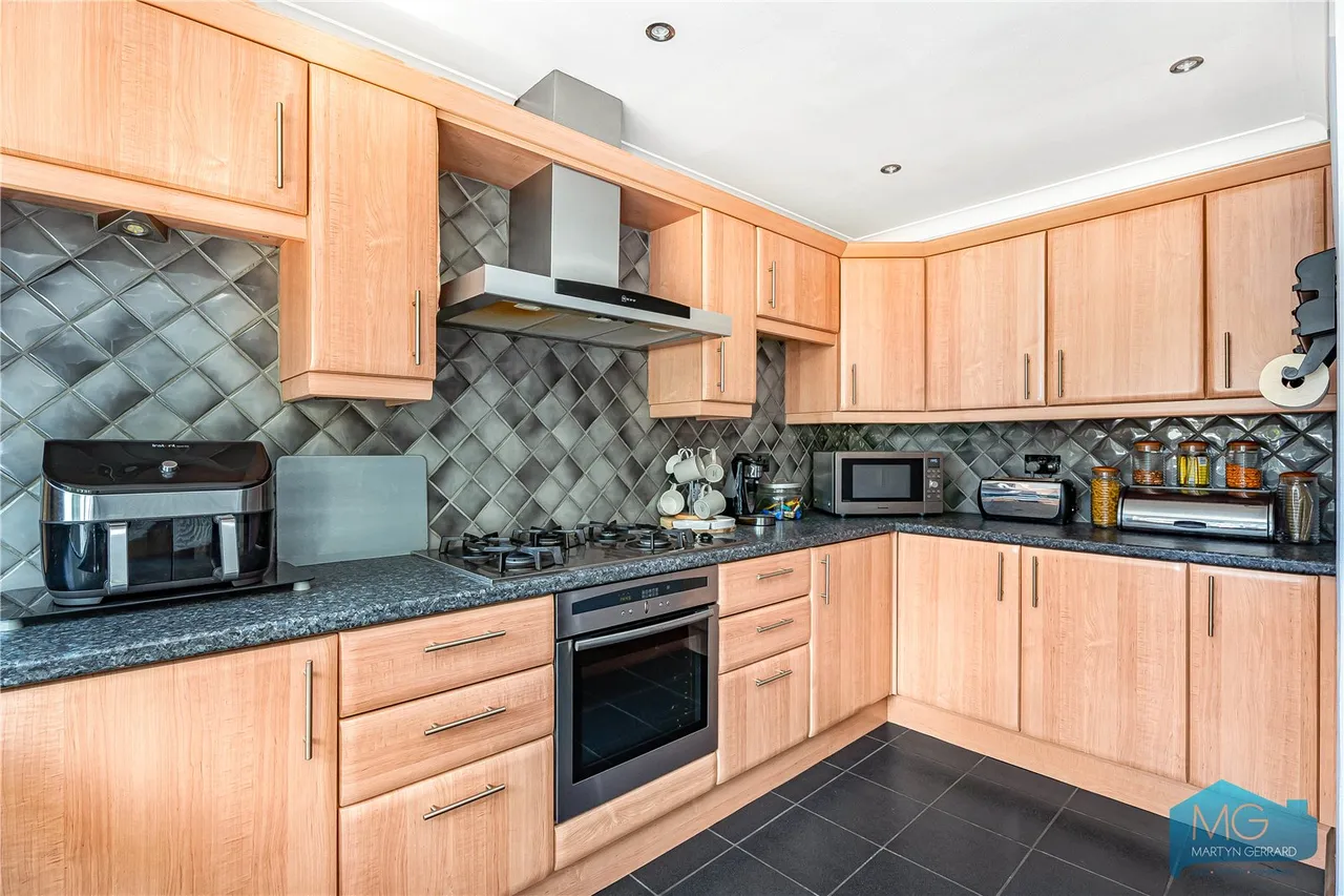 Devonshire Road, London, NW7, photo 4