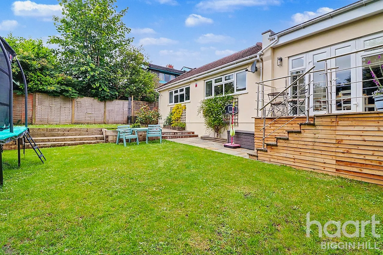 Westmore Road, Tatsfield, TN16, photo 3