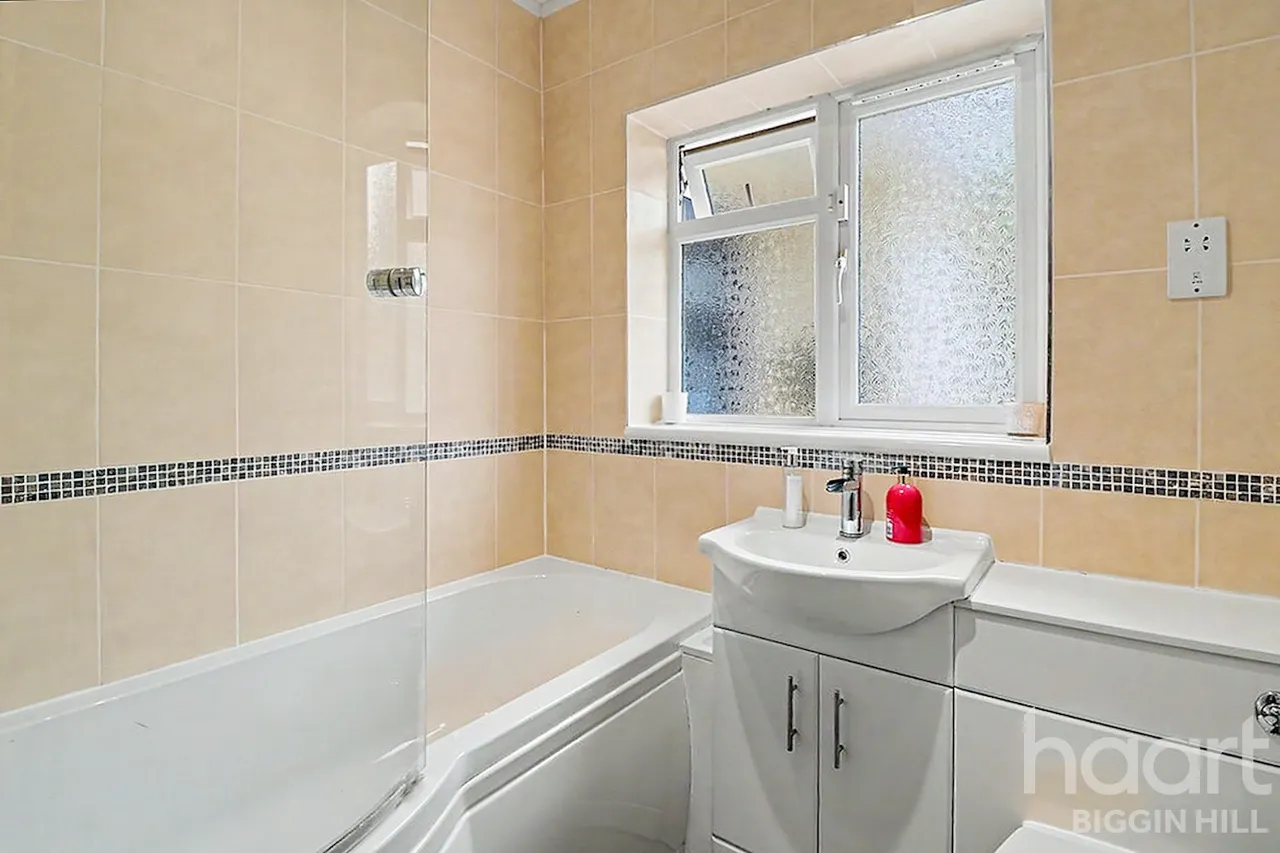 Westmore Road, Tatsfield, TN16, photo 13