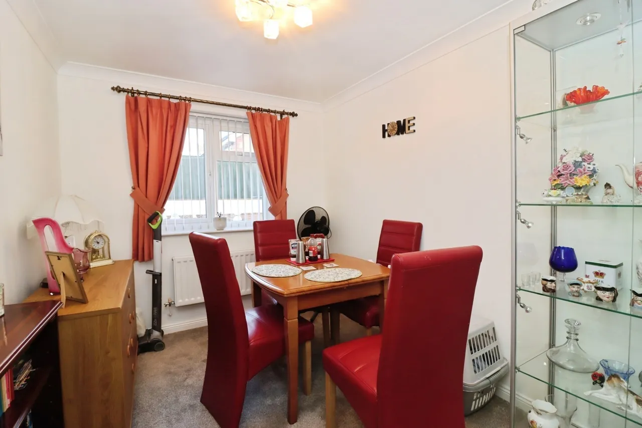Bracken Road, Shirebrook, Mansfield, Derbyshire, NG20, photo 11