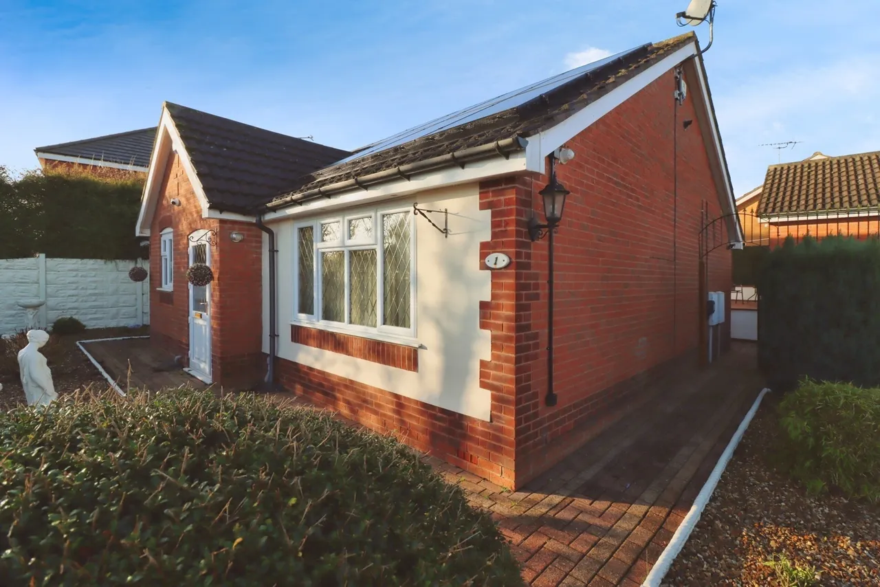 Bracken Road, Shirebrook, Mansfield, Derbyshire, NG20, photo 15