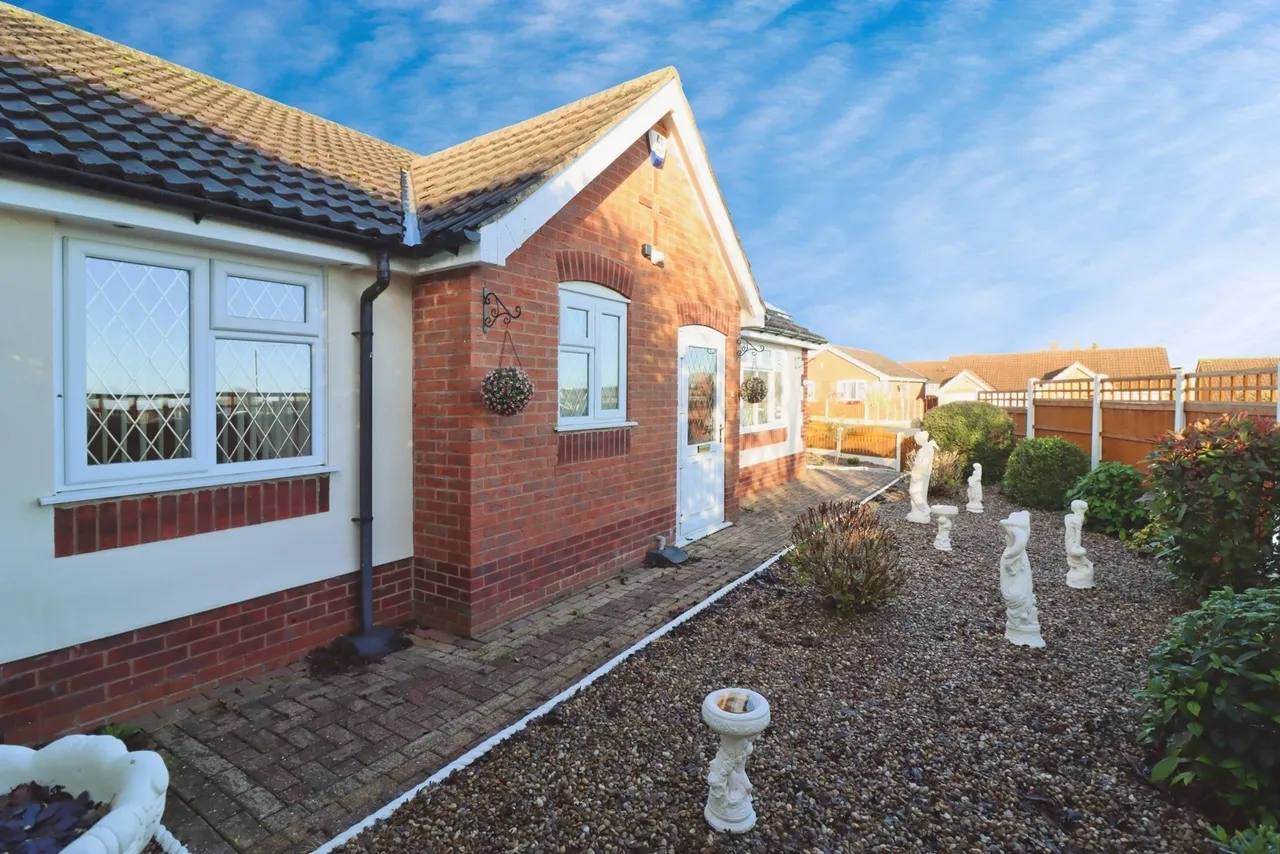 Bracken Road, Shirebrook, Mansfield, Derbyshire, NG20, photo 17