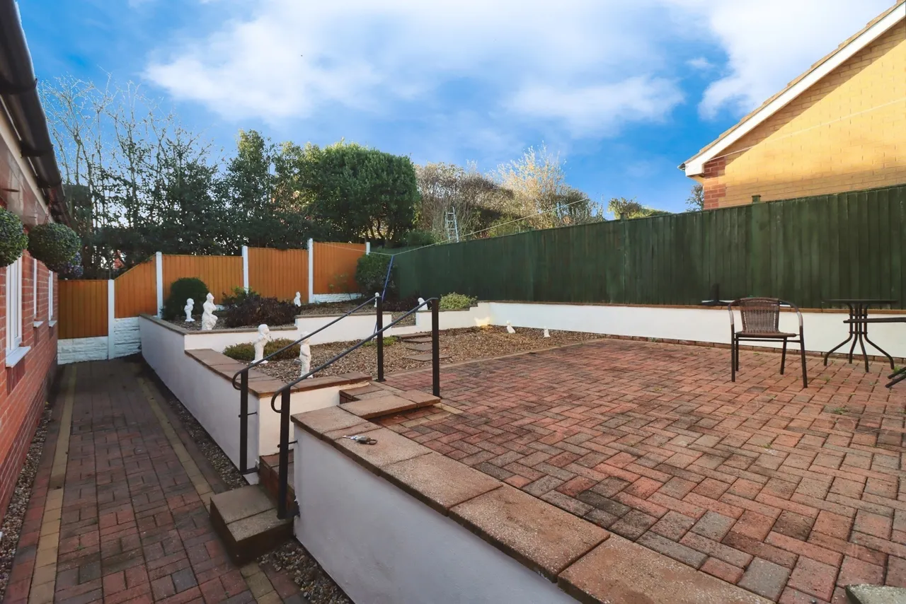 Bracken Road, Shirebrook, Mansfield, Derbyshire, NG20, photo 4