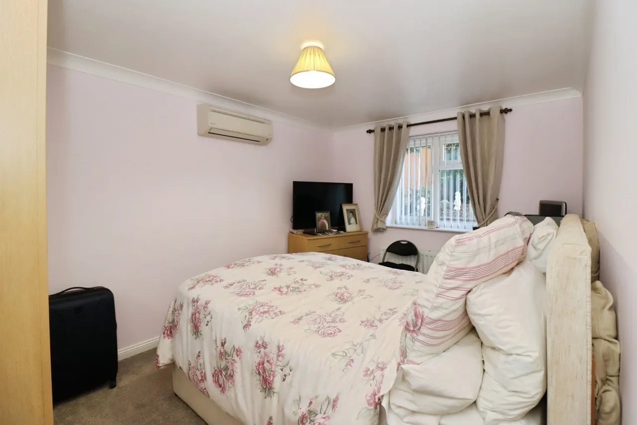 Bracken Road, Shirebrook, Mansfield, Derbyshire, NG20, photo 10