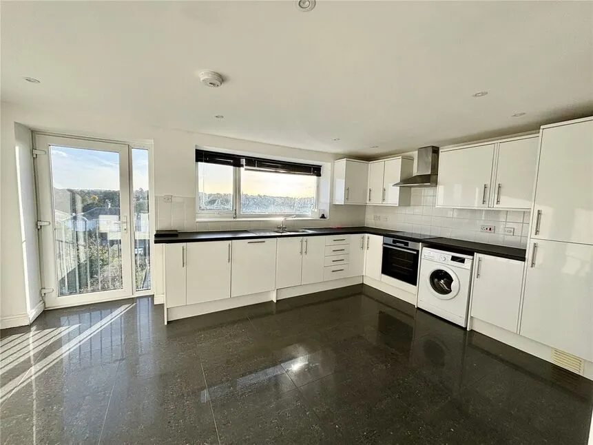 Cambridge Road, Walmer, CT14, photo 5