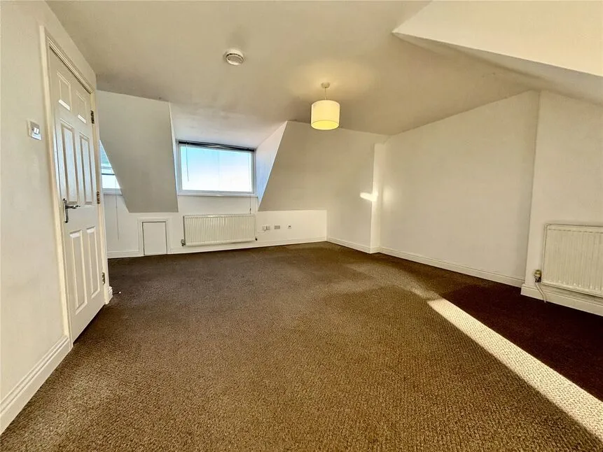 Cambridge Road, Walmer, CT14, photo 8