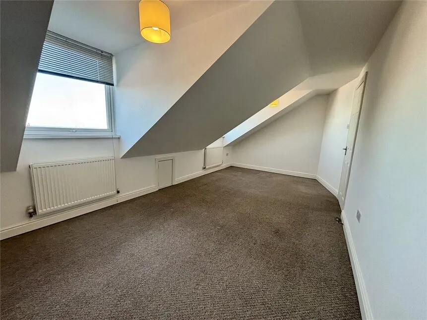 Cambridge Road, Walmer, CT14, photo 12