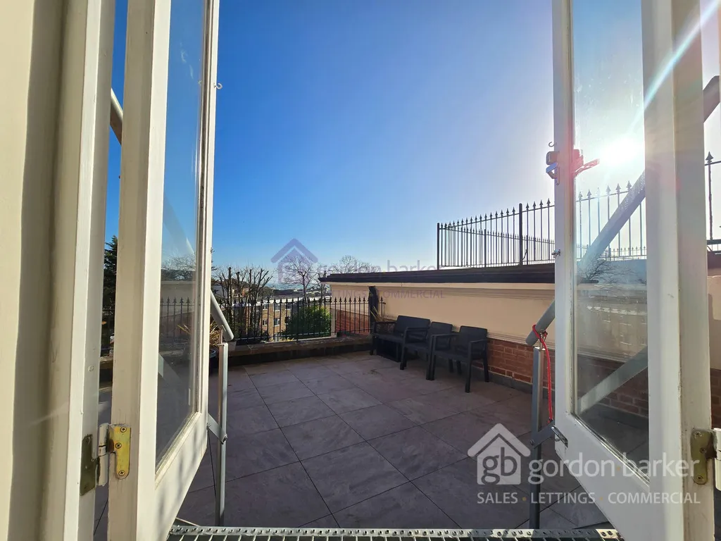 Burlington East Mansions, Bournemouth, 11 Owls Road, BH5 1AP, photo 8