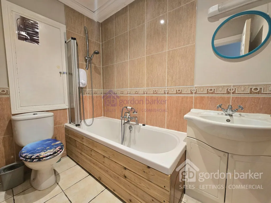 Burlington East Mansions, Bournemouth, 11 Owls Road, BH5 1AP, photo 6