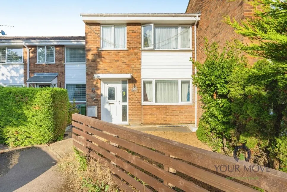 3 bed house for sale — Codicote Row, Hemel Hempstead, Hertfordshire, HP2