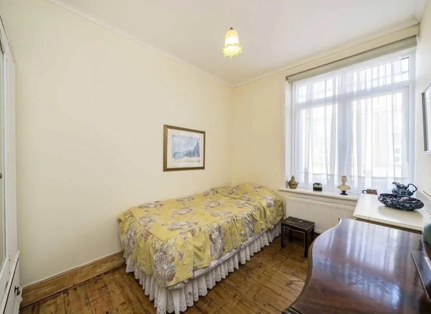 Cricklewood Lane, Childs Hill, NW2, photo 4