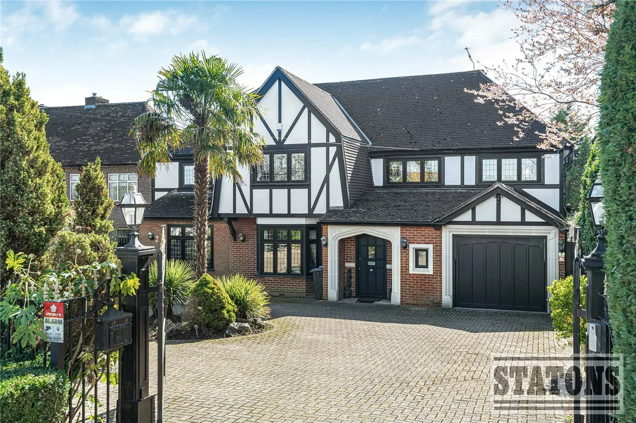 Waggon Road, Hadley Wood, Hertfordshire, EN4 0PP, photo 3