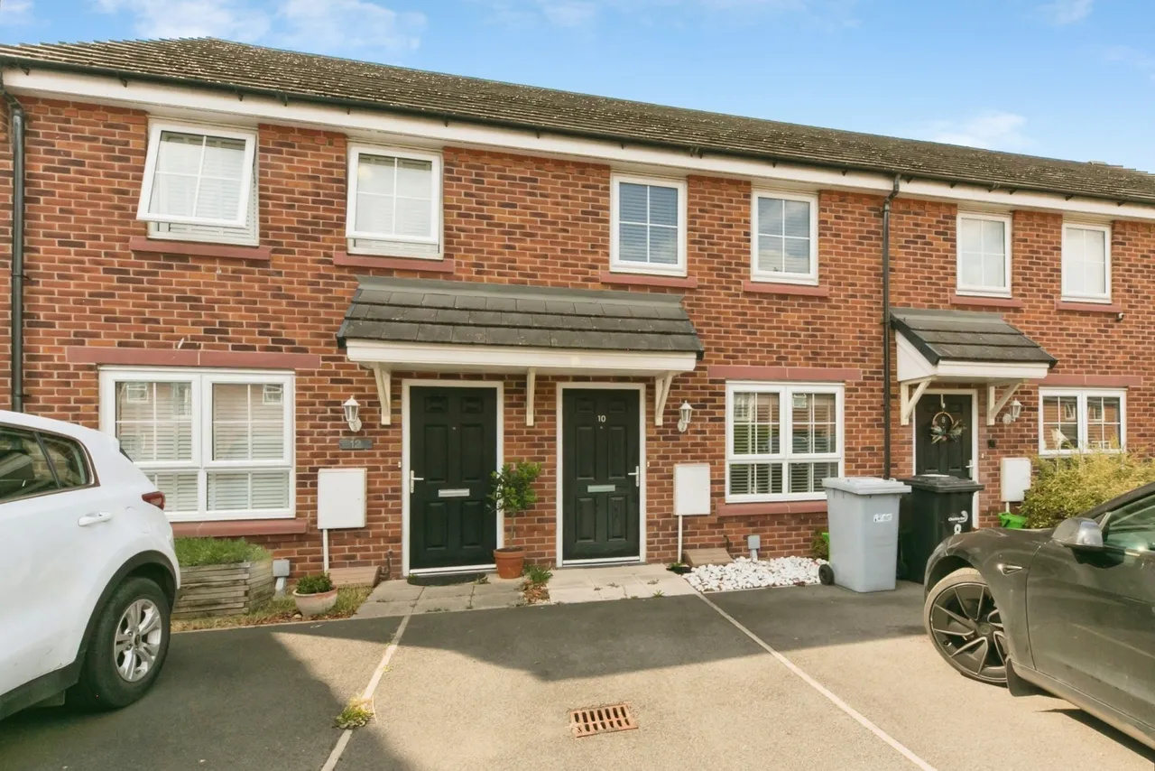 2 bed house for sale — Harry Mortimer Way, Elworth, Sandbach, Cheshire, CW11