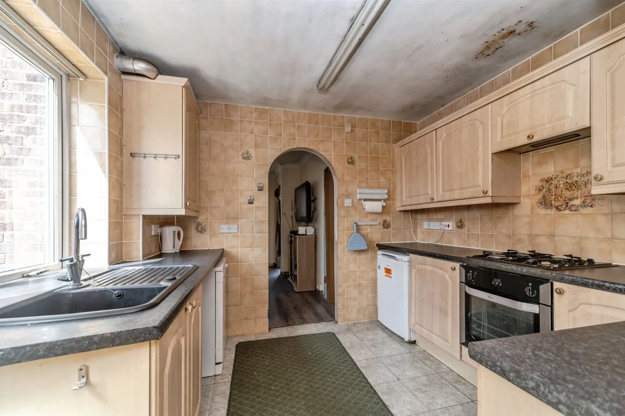 Hill Crescent, Brogborough, MK43, photo 2