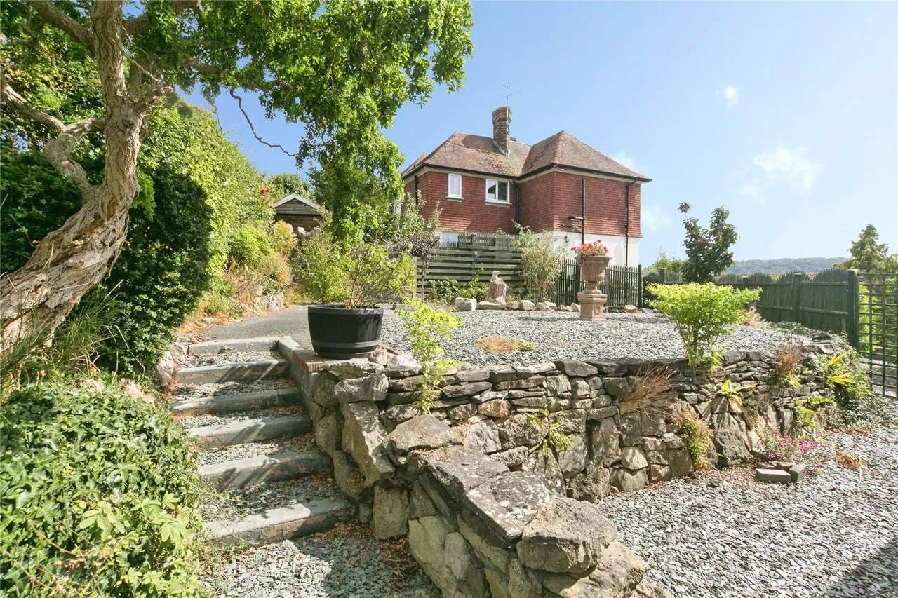 Warren Road, Deganwy, LL31, photo 16