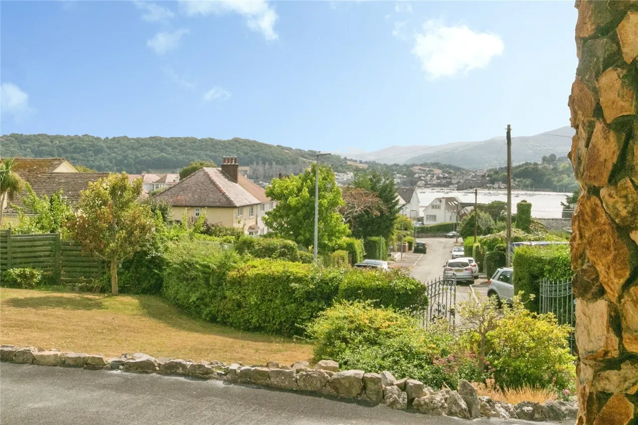 Warren Road, Deganwy, LL31, photo 18