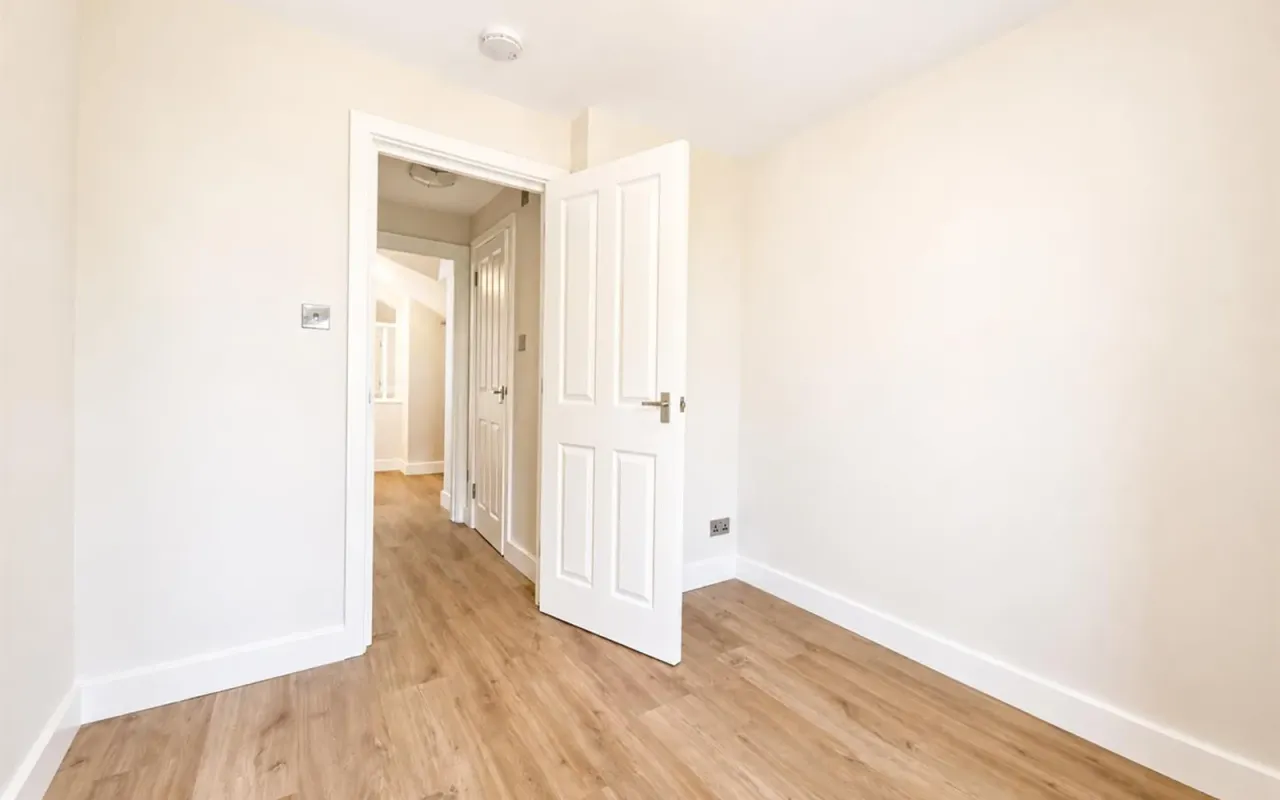 Sidney Avenue, Palmers Green, N13, photo 8