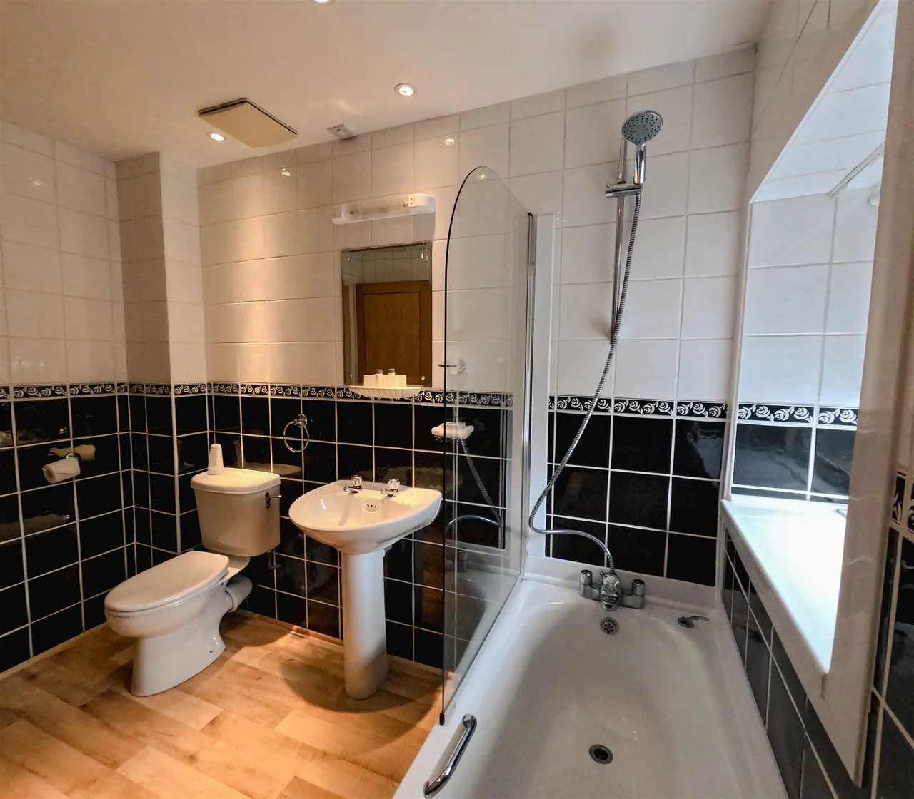 Stag Lodge Apartments, Cultra, BT18, photo 7