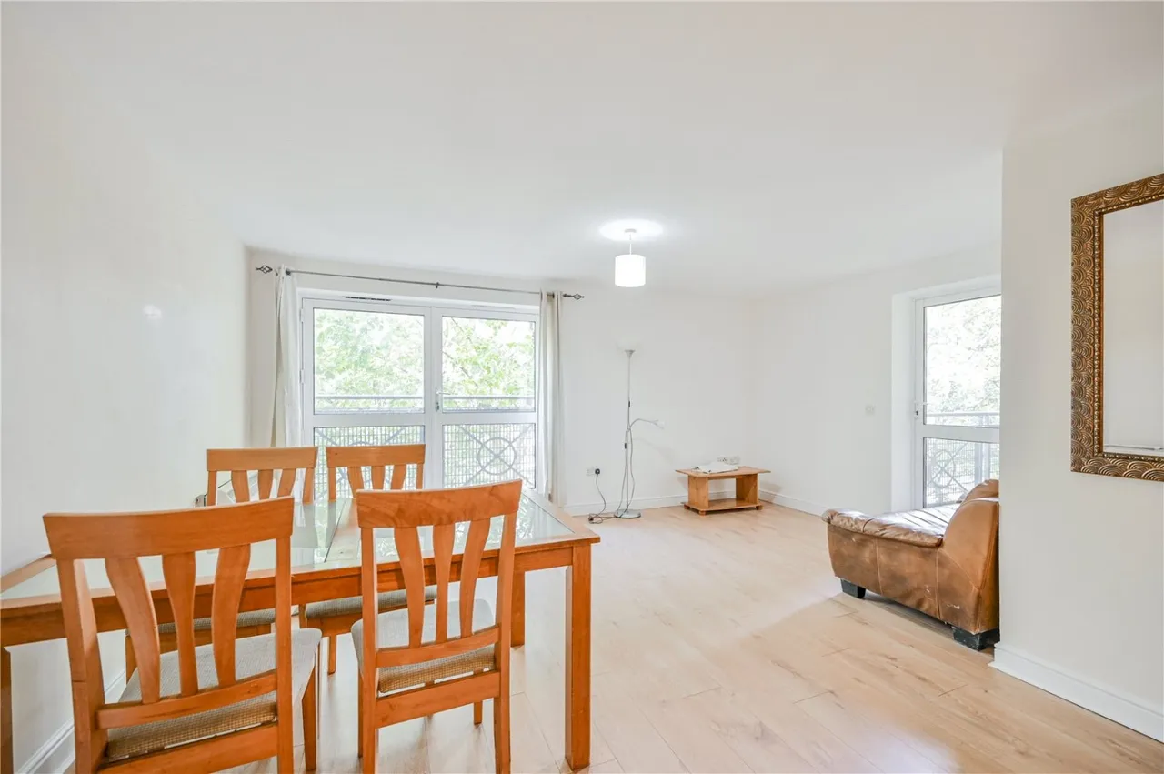 Cline Road, London, N11, photo 5