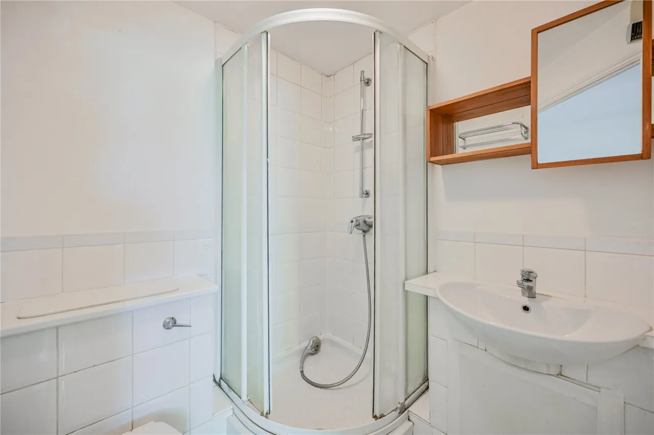 Cline Road, London, N11, photo 9