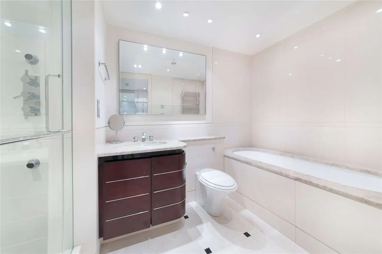 The Knightsbridge Apartments, 199 Knightsbridge, London, SW7 1RH, photo 3