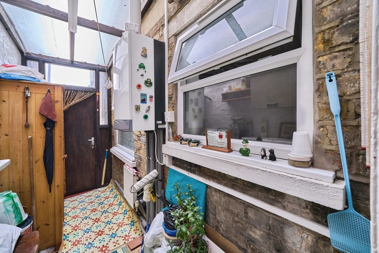 St. Georges Road, London, E7, photo 8