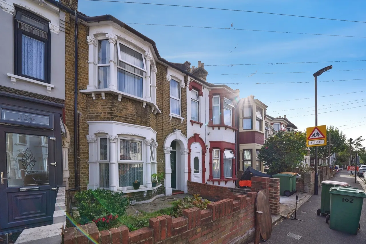 St. Georges Road, London, E7, photo 2