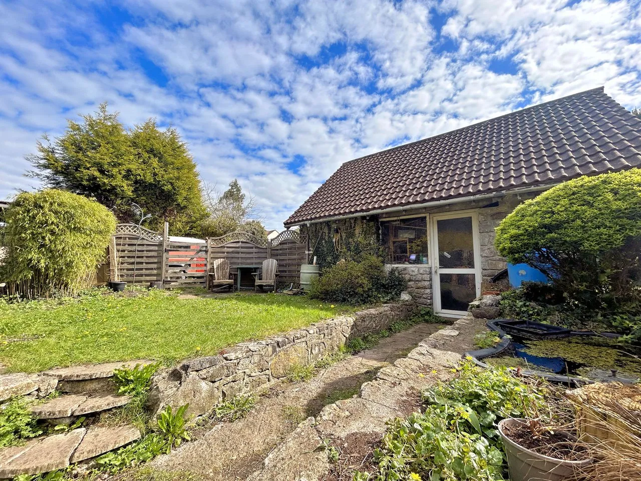 Gloucester Road, Rudgeway, photo 3