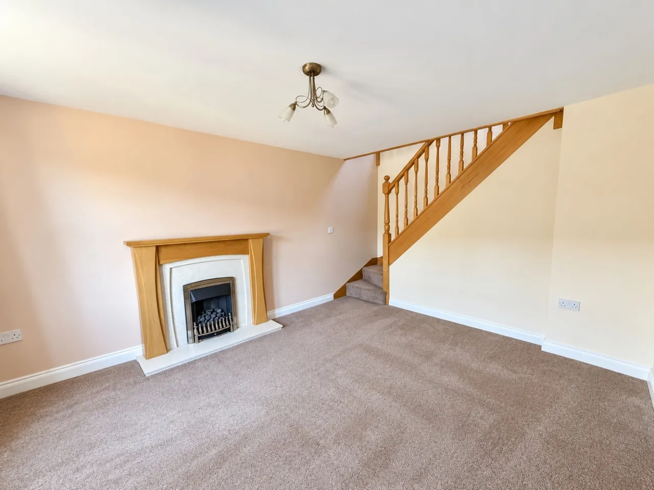 St Johns Close, Cleckheaton, BD19, photo 5