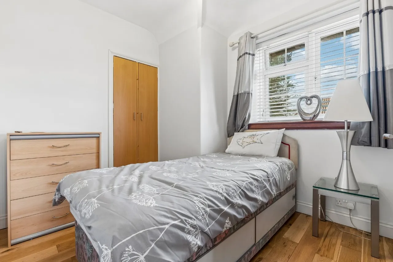 Bryony Road, London, W12, photo 11