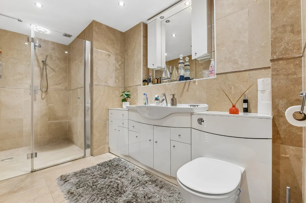 Bryony Road, London, W12, photo 8