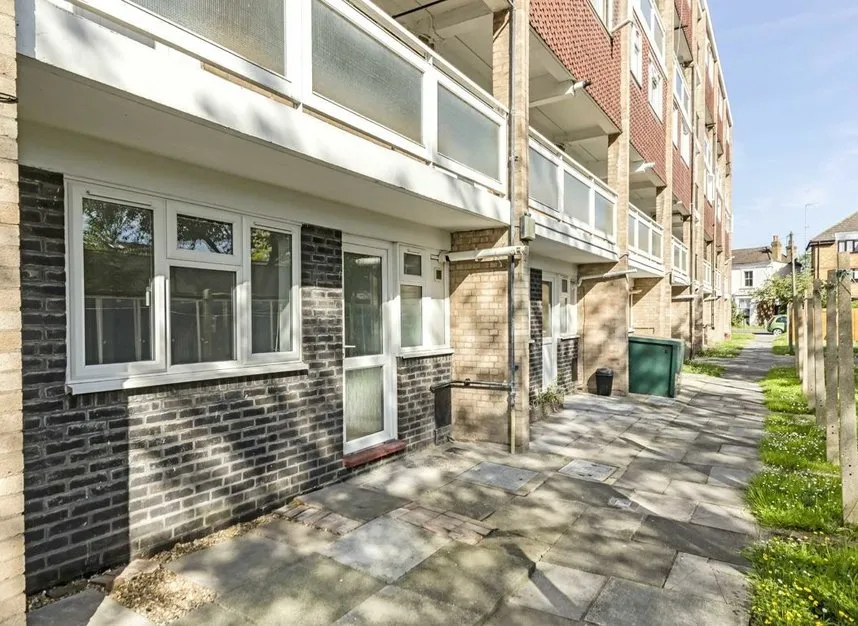 Acre Road, Kingston Upon Thames, KT2, photo 6