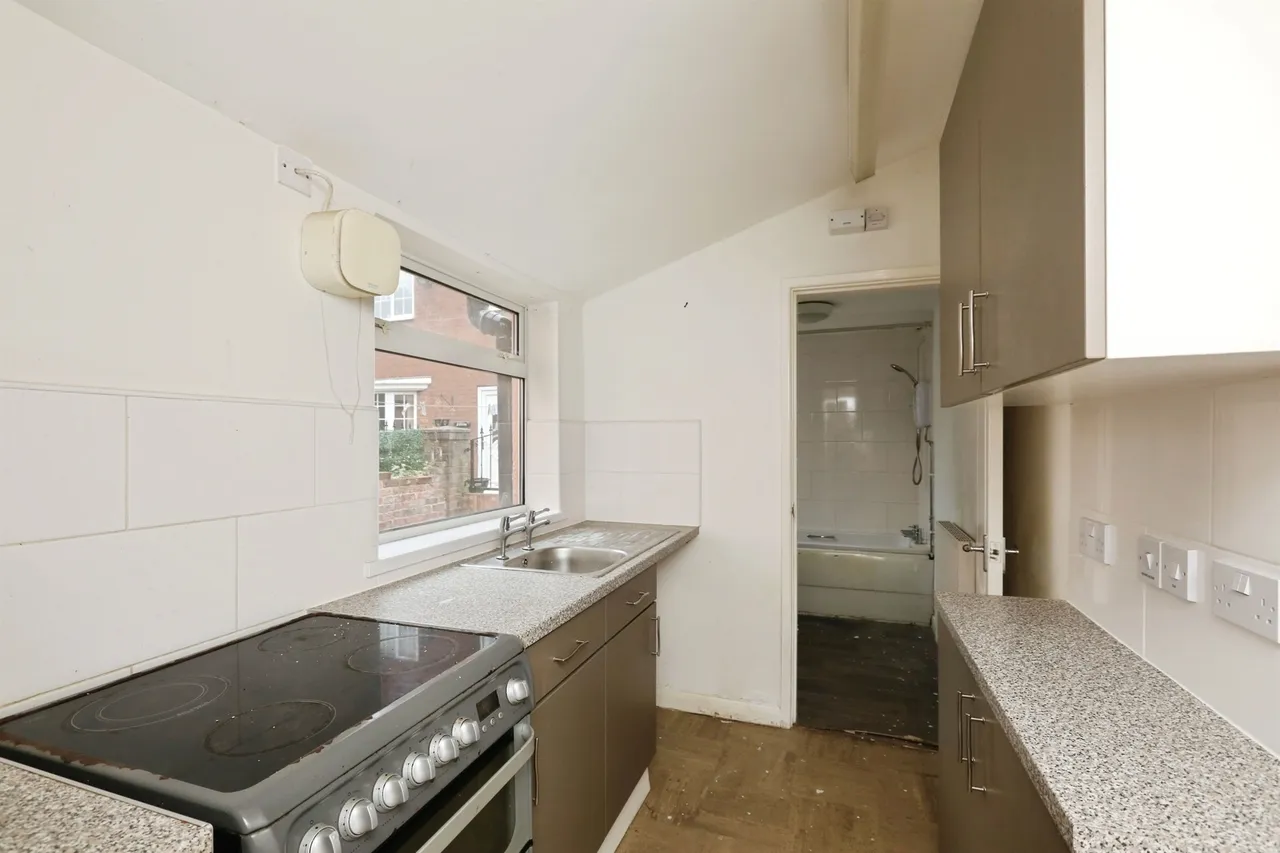 East Lane, Stainforth, DN7, photo 6