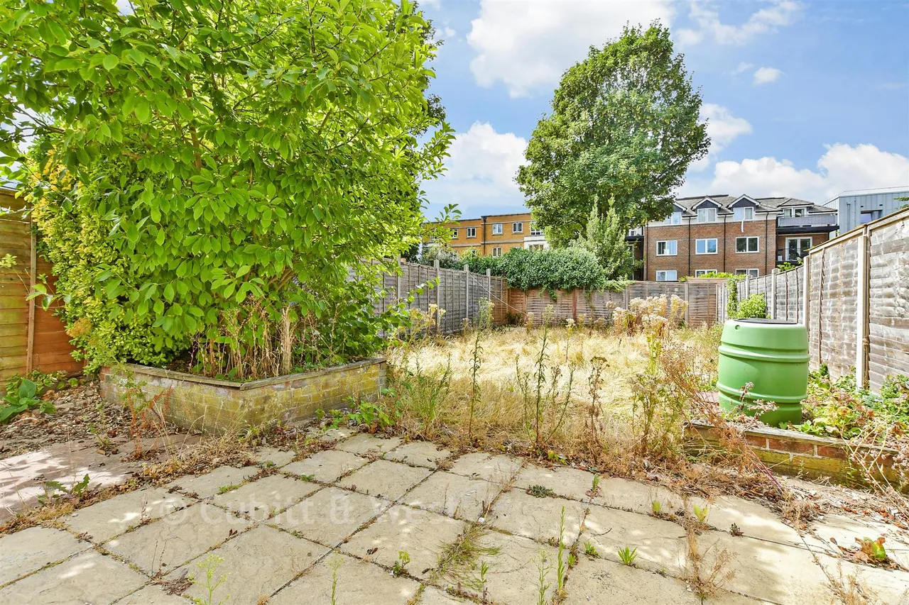 Onslow Gardens, Wallington, SM6, photo 9