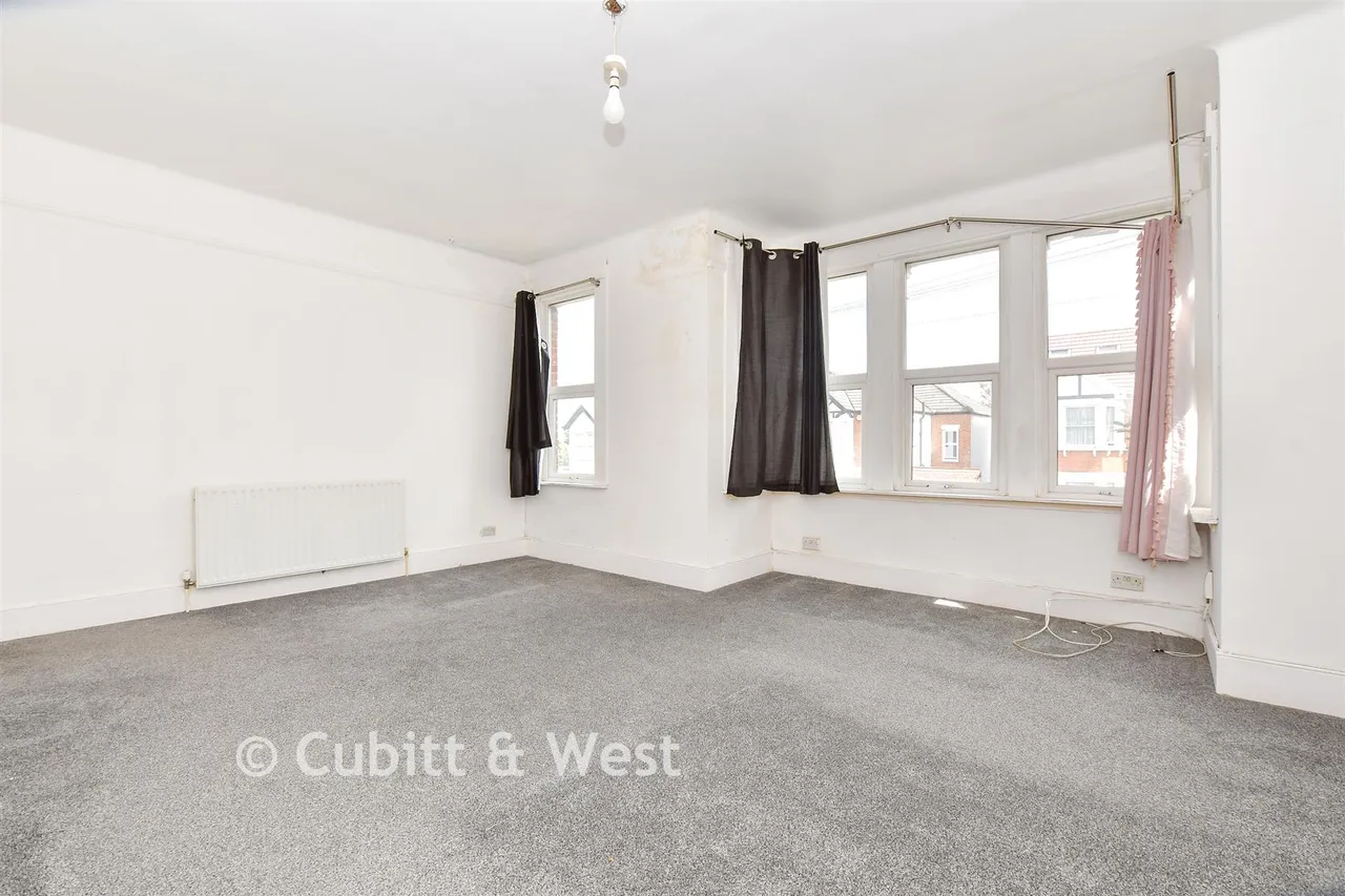 Onslow Gardens, Wallington, SM6, photo 3