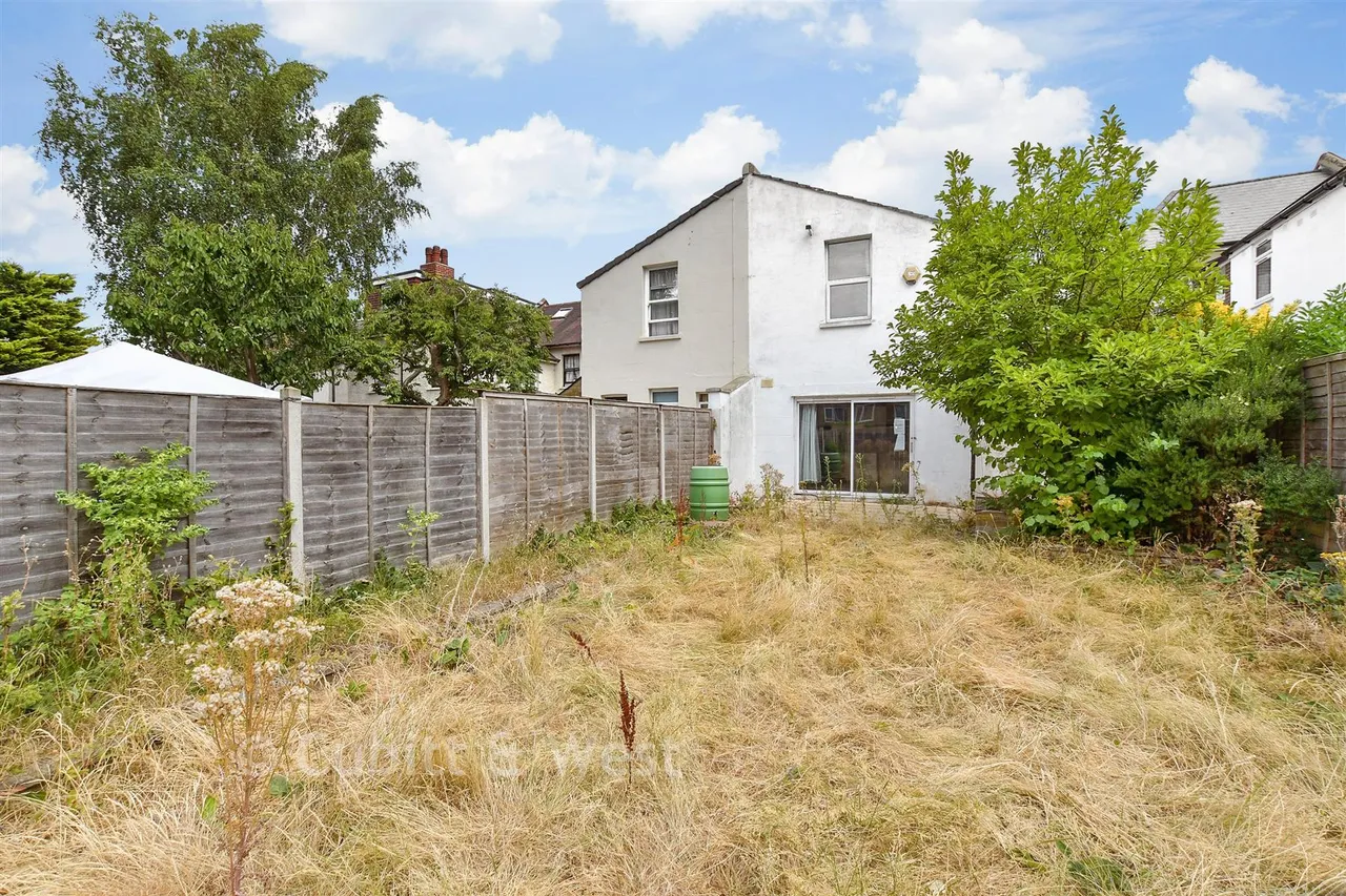 Onslow Gardens, Wallington, SM6, photo 10