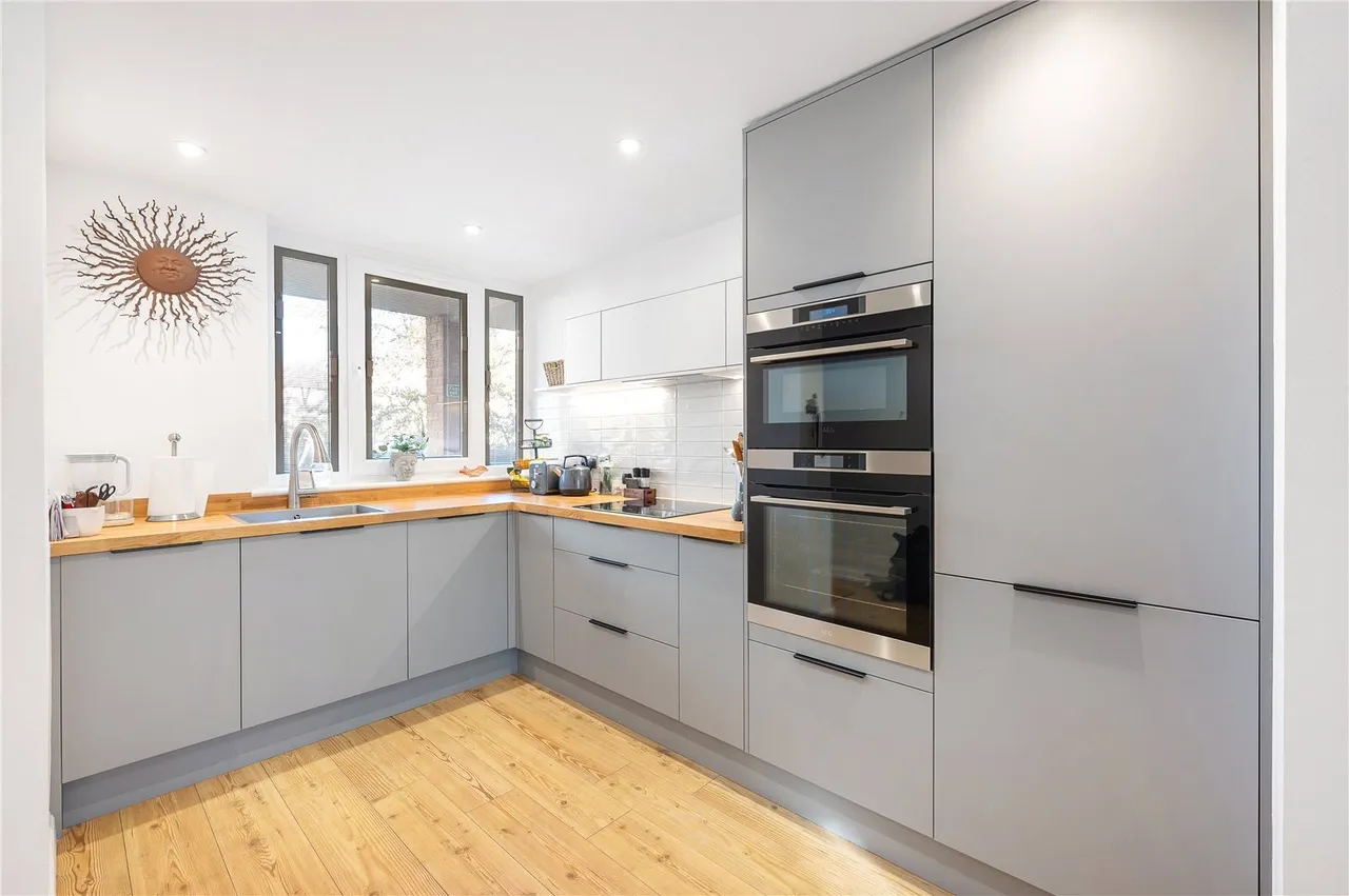 Sunbury Lane, Battersea, SW11, photo 2