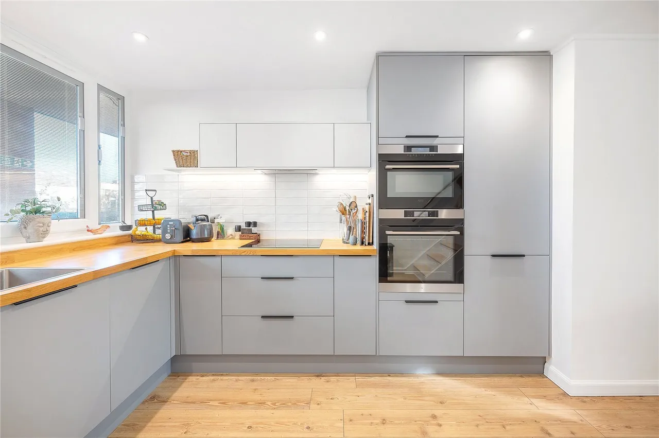 Sunbury Lane, Battersea, SW11, photo 15